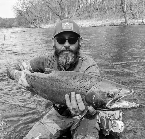 Mos Eisleys Tattoo Studio artist